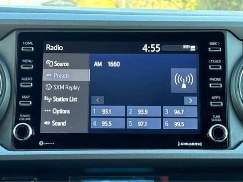 Used 2023 Toyota Tacoma TRD Off-Road image 6