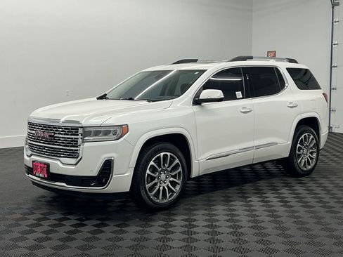 Used 2021 GMC Acadia Denali w/ Denali Ultimate Package AWD/4WD image 1