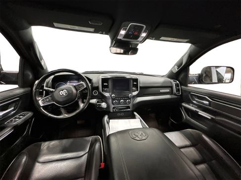 Used 2022 RAM 1500 Laramie w/ Sport Appearance Package image 18