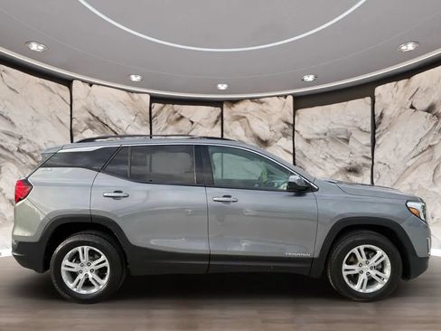 Used 2018 GMC Terrain SLE w/ Driver Convenience Package AWD/4WD image 7