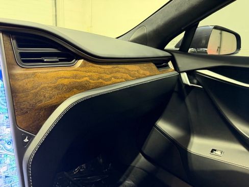 Used 2021 Tesla Model S Performance AWD/4WD image 16