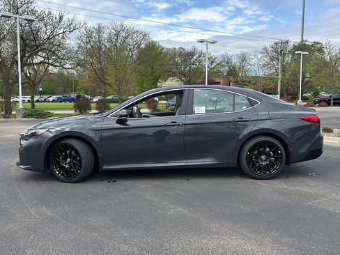 New 2026 Toyota Camry XLE AWD/4WD image 8