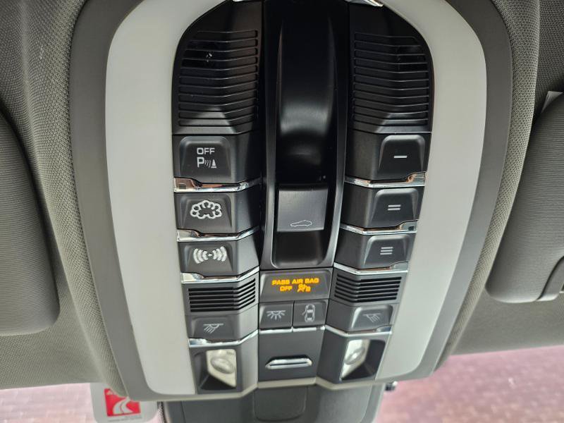 Used 2013 Porsche Panamera S RWD image 43