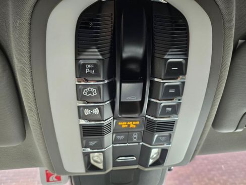 Used 2013 Porsche Panamera S RWD image 43