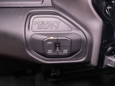 Used 2025 RAM 2500 Big Horn AWD/4WD image 22