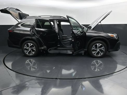 Used 2020 Subaru Outback Limited AWD/4WD image 44