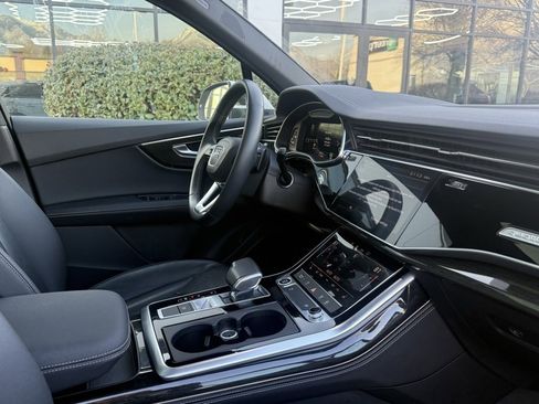 Used 2025 Audi Q7 3.0T Premium Plus image 31
