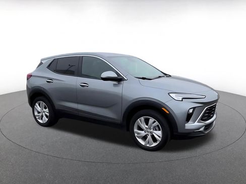 Used 2025 Buick Encore GX Preferred image 2