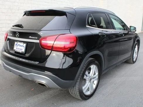 Used 2018 Mercedes-Benz GLA 250 4MATIC image 3