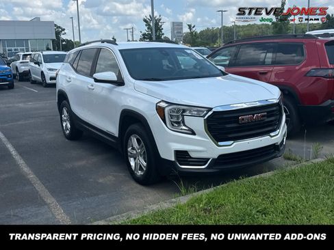 Used 2022 GMC Terrain SLE w/ Driver Convenience Package AWD/4WD image 1