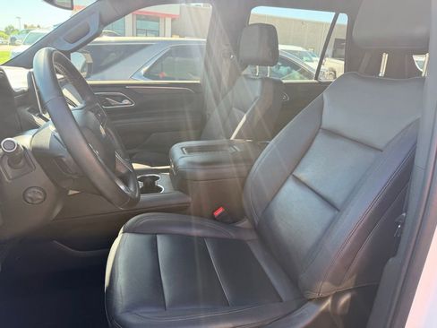 Used 2023 Chevrolet Tahoe LT w/ Luxury Package RWD image 14