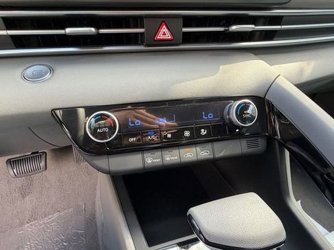 New 2026 Hyundai Elantra Blue image 7