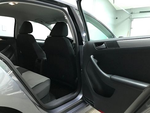 Used 2017 Volkswagen Jetta S FWD image 15