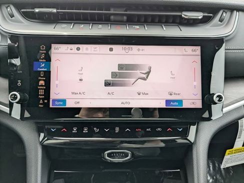 New 2026 Jeep Grand Cherokee Altitude AWD/4WD image 29