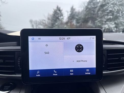 Certified 2022 Ford Explorer XLT w/ Equipment Group 202A image 20