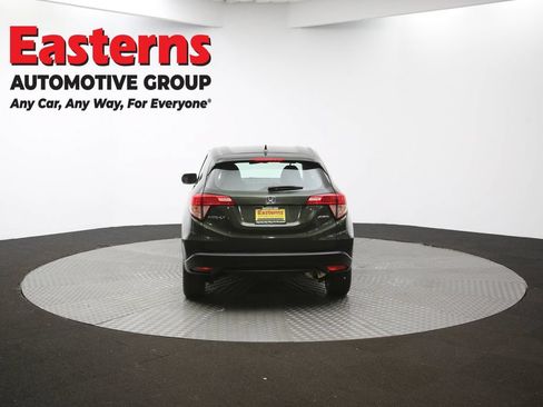 Used 2018 Honda HR-V LX image 44