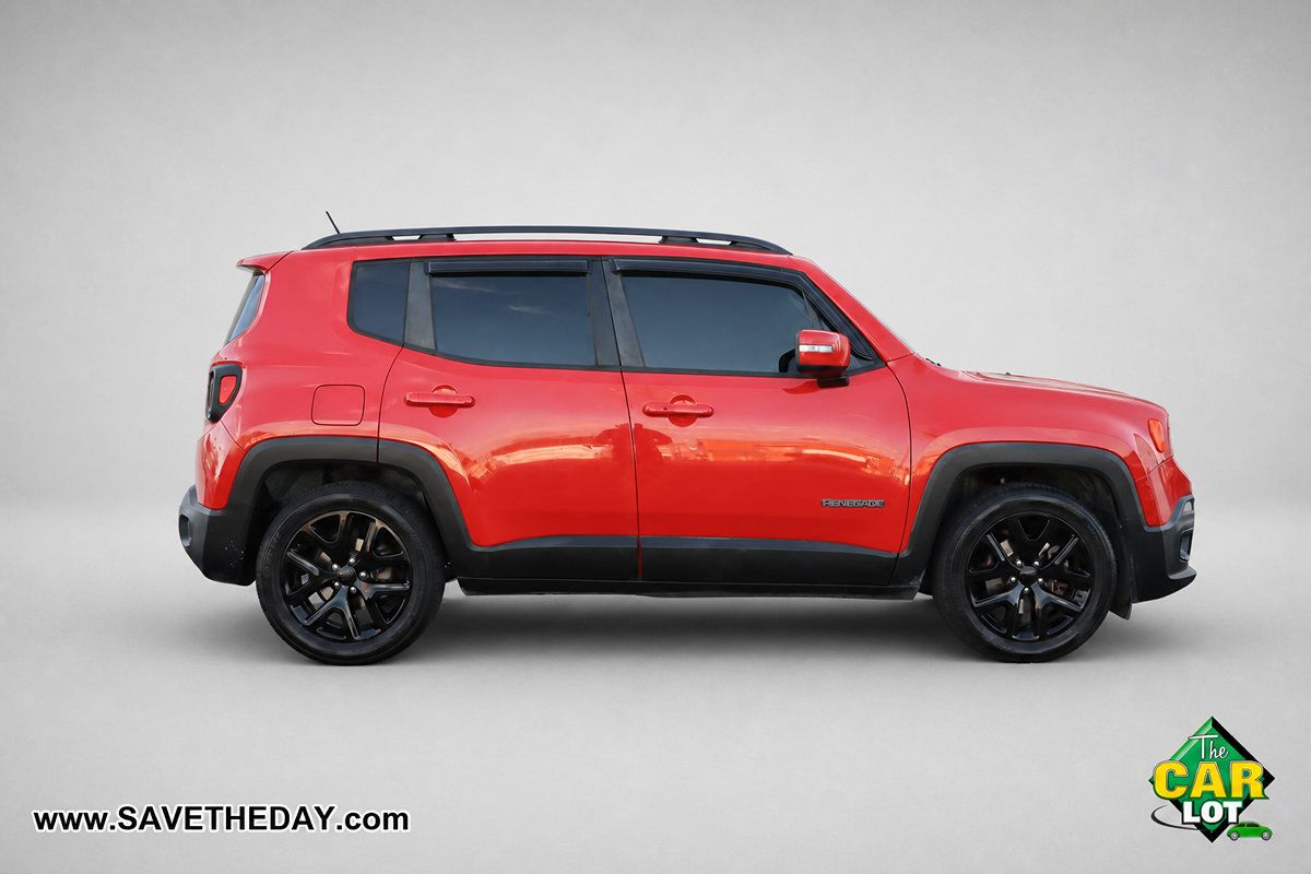 Used 2017 Jeep Renegade Altitude FWD image 9