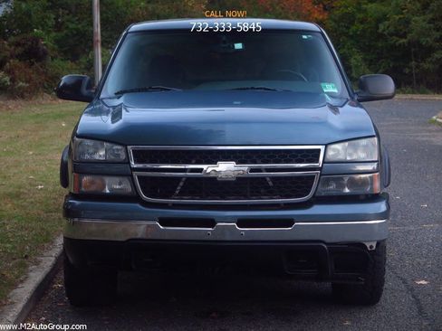 Used 2007 Chevrolet Silverado 1500 LT w/ Extended Cab Value Package image 8