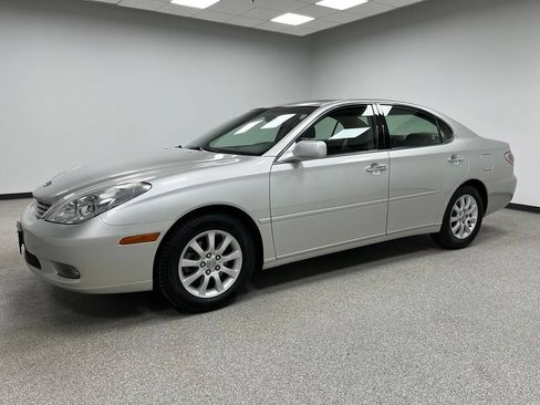 Used 2003 Lexus ES 330 FWD image 6