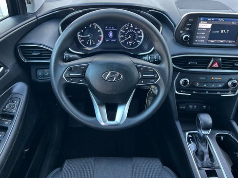 Used 2019 Hyundai Santa Fe SE image 14