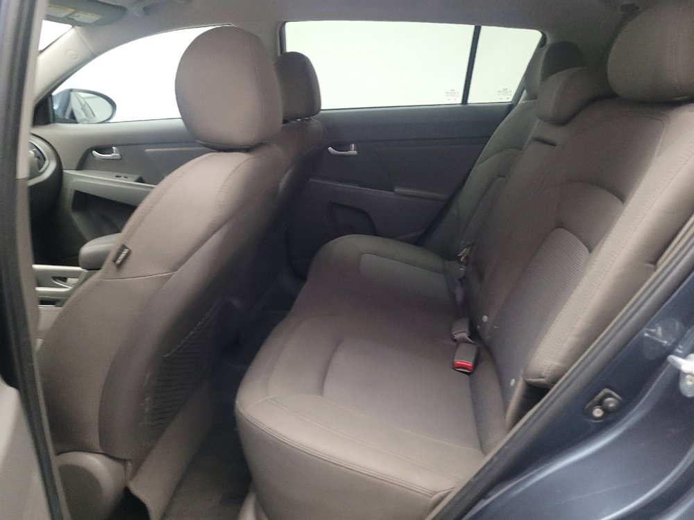 Used 2016 Kia Sportage LX FWD image 18