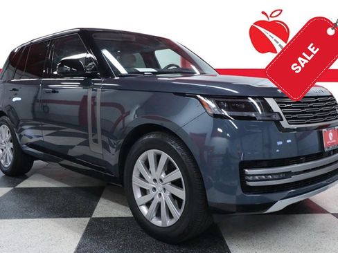 Used 2024 Land Rover Range Rover SE AWD/4WD image 1