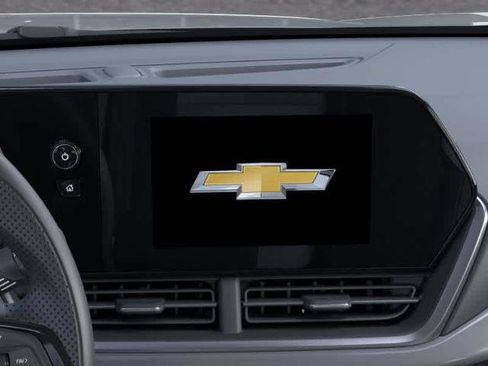 New 2026 Chevrolet Trax LS w/ LS Convenience Package FWD image 20