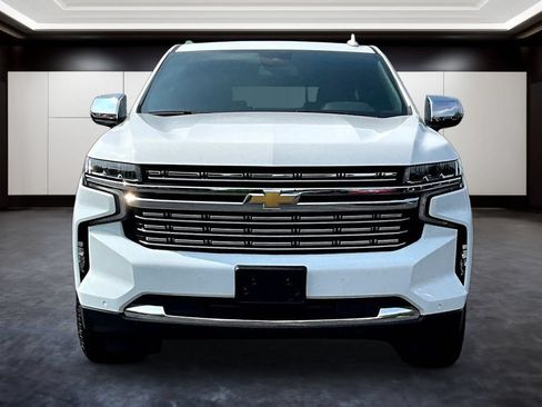 Used 2023 Chevrolet Suburban Premier AWD/4WD image 2