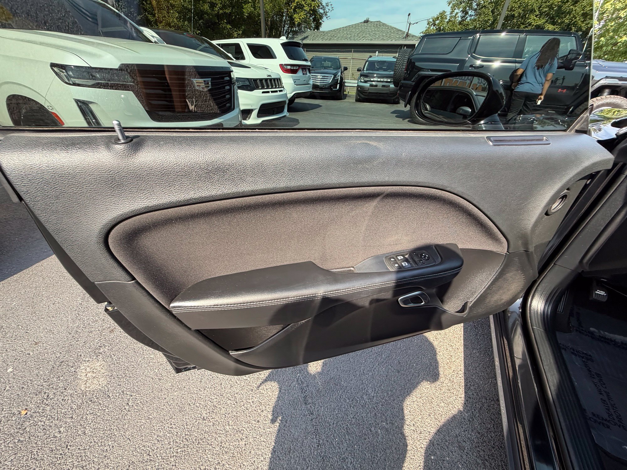 Used 2019 Dodge Challenger SXT RWD image 13