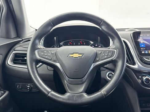 Used 2023 Chevrolet Equinox Premier image 18