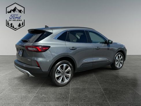 Certified 2025 Ford Escape Platinum AWD/4WD image 5