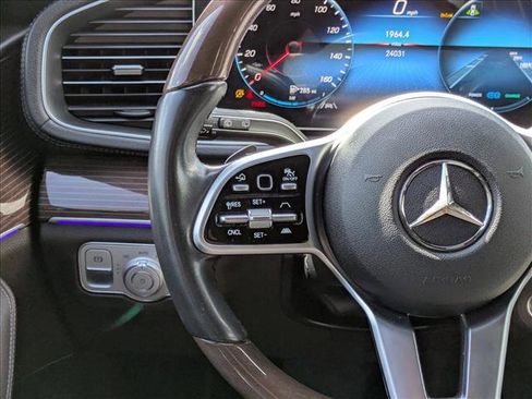 Used 2022 Mercedes-Benz GLS 450 4MATIC image 21