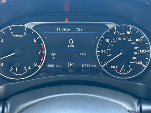 Certified 2022 Nissan Altima 2.5 SR FWD image 30