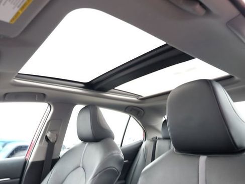 Used 2020 Toyota Camry XSE image 25