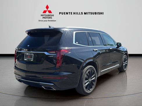Used 2021 Cadillac XT6 Premium Luxury FWD image 5