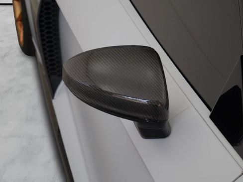 Used 2020 Audi R8 V10 w/ Carbon Exterior Package AWD/4WD image 3