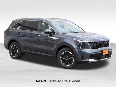 Certified 2024 Kia Sorento S w/ Panoramic Sunroof Package