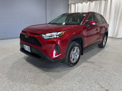 Certified 2025 Toyota RAV4 XLE w/ Convenience Package AWD/4WD image 5