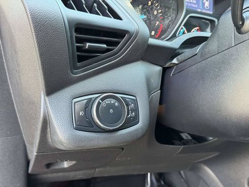Used 2013 Ford Escape SE FWD image 8