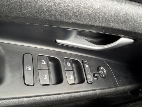 Certified 2023 Hyundai Elantra SEL w/ Convenience Package FWD image 31