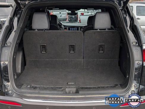Used 2024 Buick Enclave Premium image 8