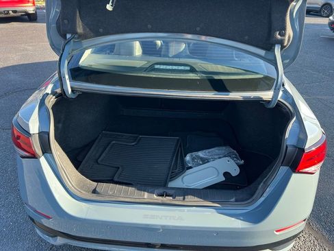 Used 2024 Nissan Sentra SR w/ SR Premium Package image 24