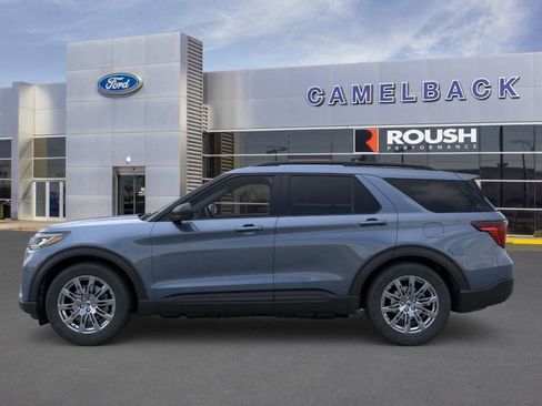 New 2026 Ford Explorer Active image 3
