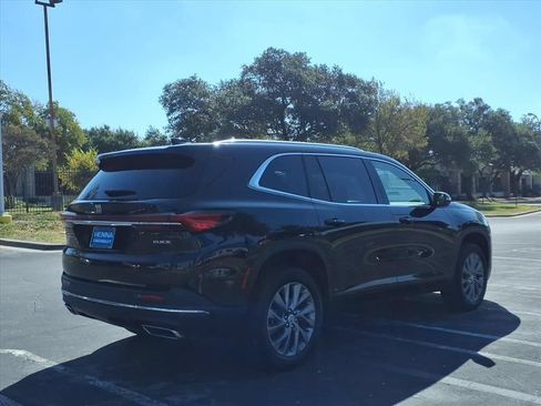 Used 2026 Buick Enclave Preferred FWD image 5