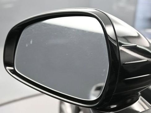 Used 2019 Kia Stinger image 9