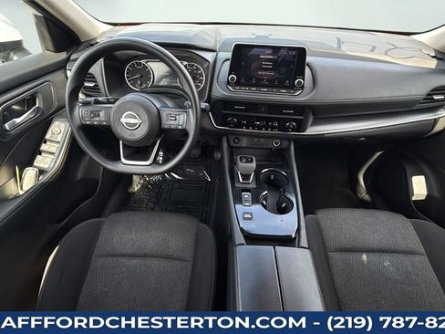 Used 2024 Nissan Rogue SV FWD image 14