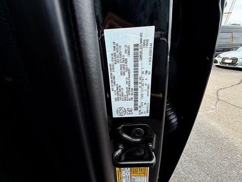 Used 2020 Ford F150 Lariat w/ Equipment Group 502A Luxury AWD/4WD image 29