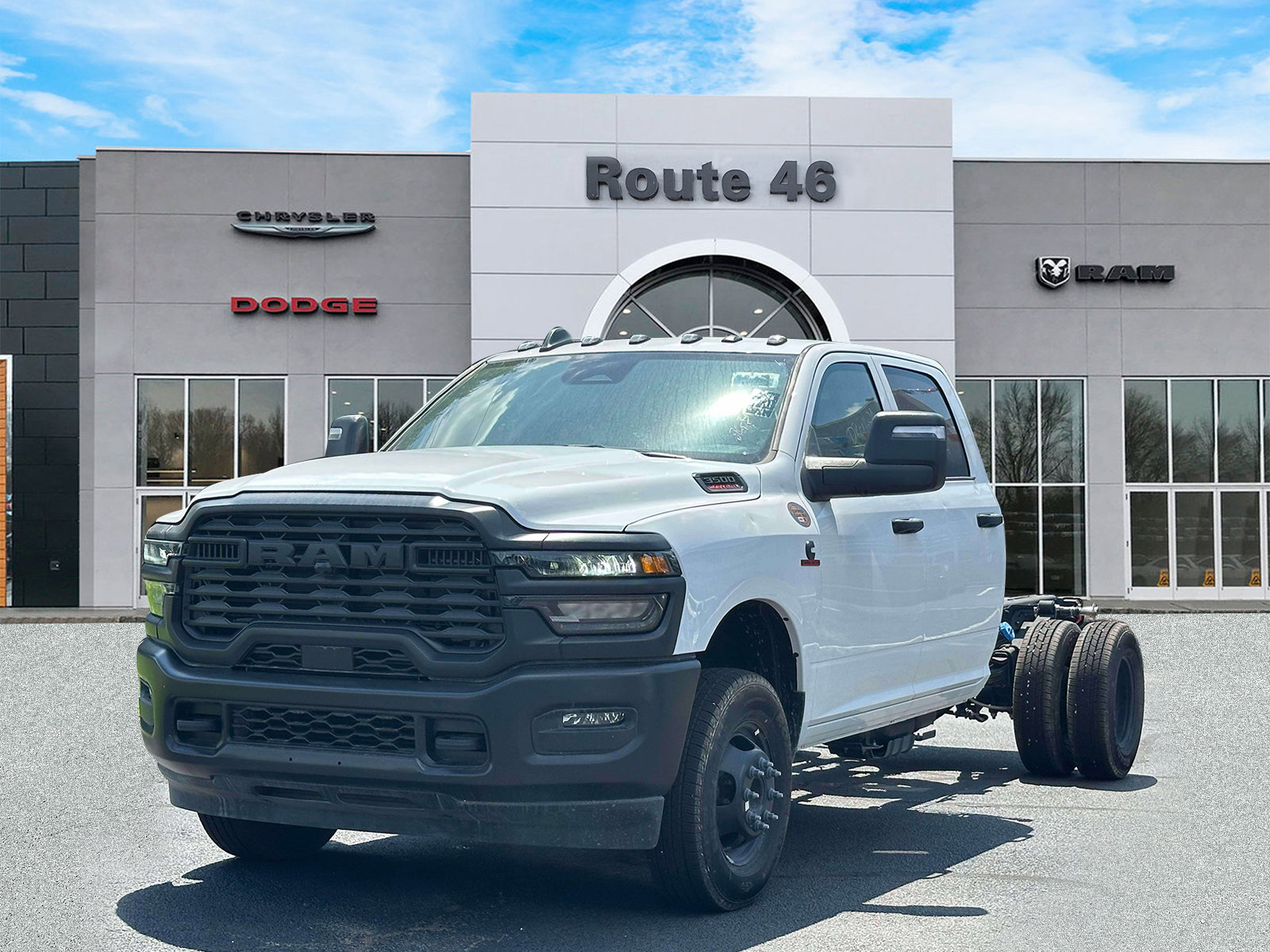 Used 2025 RAM 3500 Tradesman AWD/4WD image 2