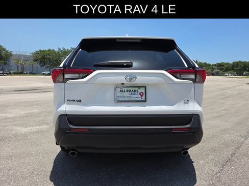 Used 2025 Toyota RAV4 LE FWD image 4