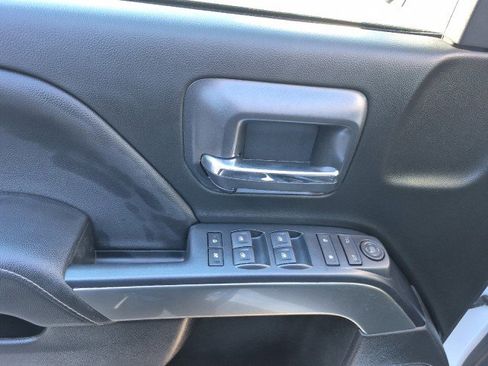 Used 2018 Chevrolet Silverado 1500 LT w/ All Star Edition image 21